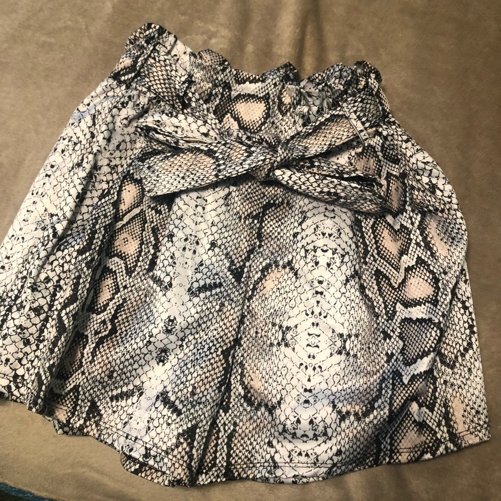 Paper bag Shorts